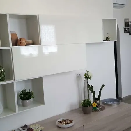 Borgo One Apartment *